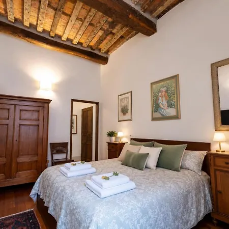 Le Dimore Della Seta - Palazzo Busdraghi Apartment Lucca